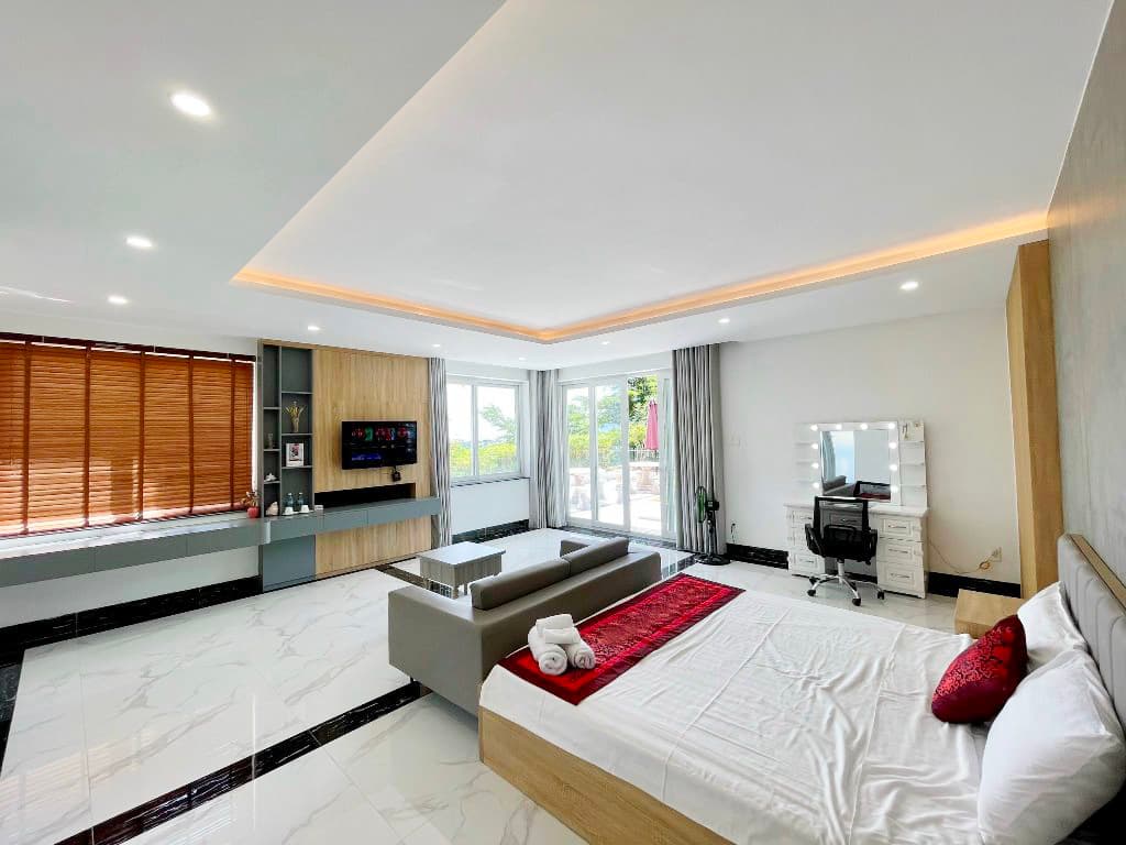 Center · Tran Phu 11 photo