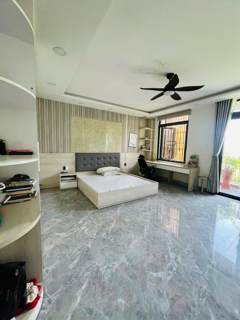Vinh Diem Trung · VCN 4 photo