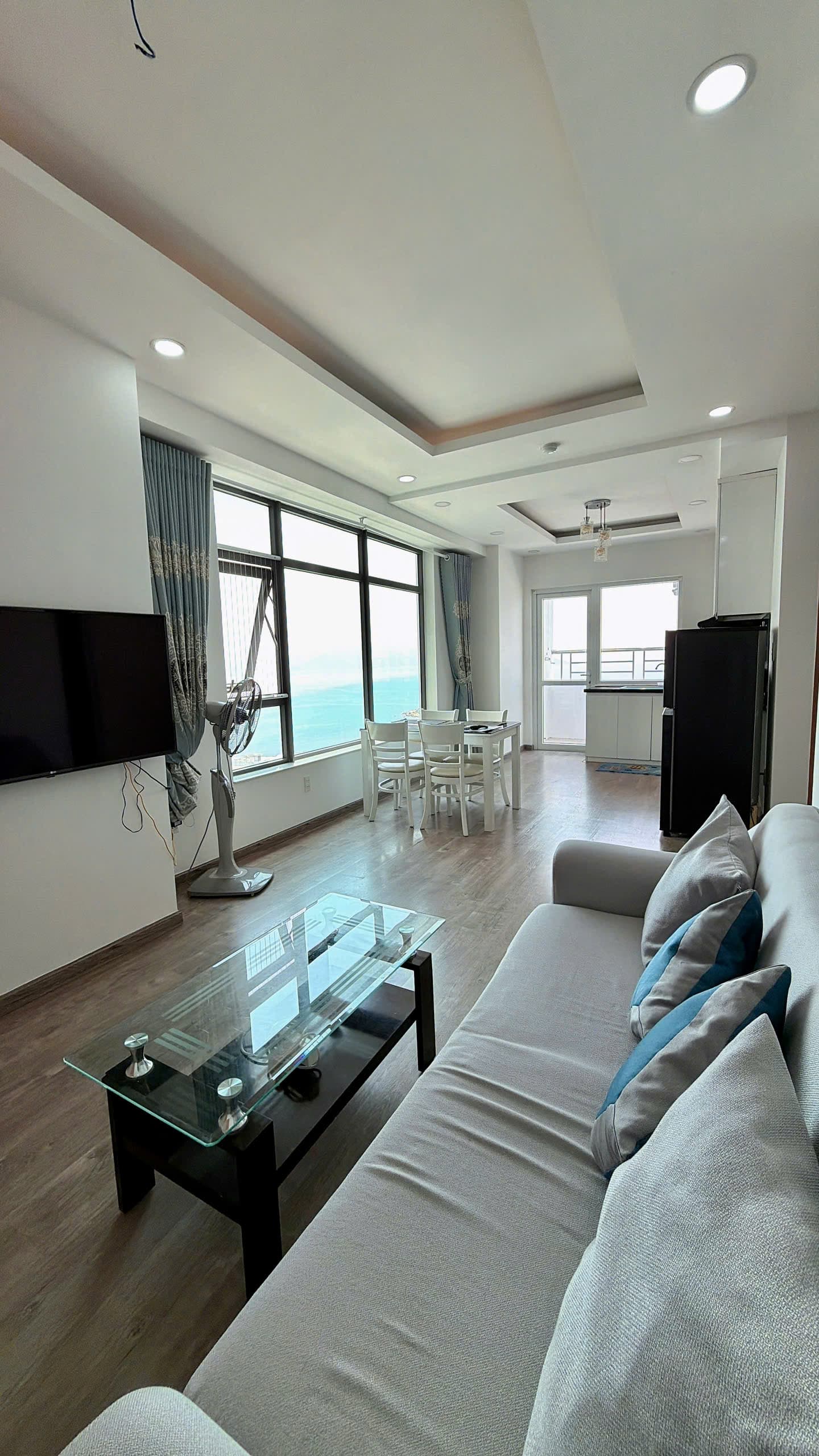 North · Hon Chong 7 photo