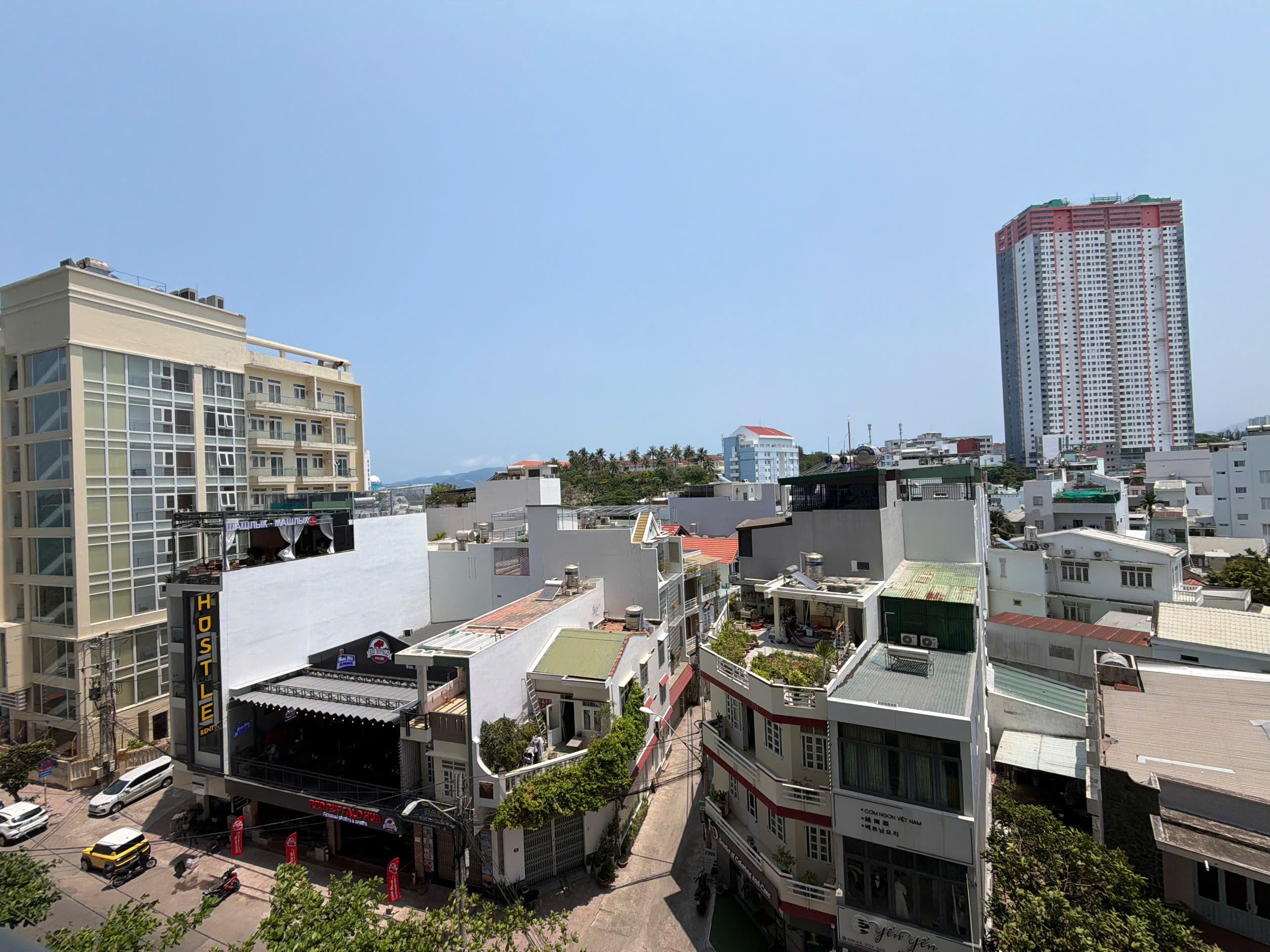 North · Hon Chong 19 photo