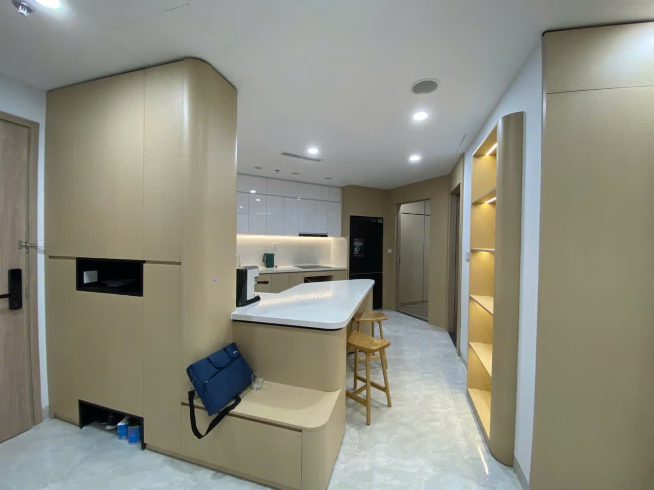 Tay Ho 11 photo