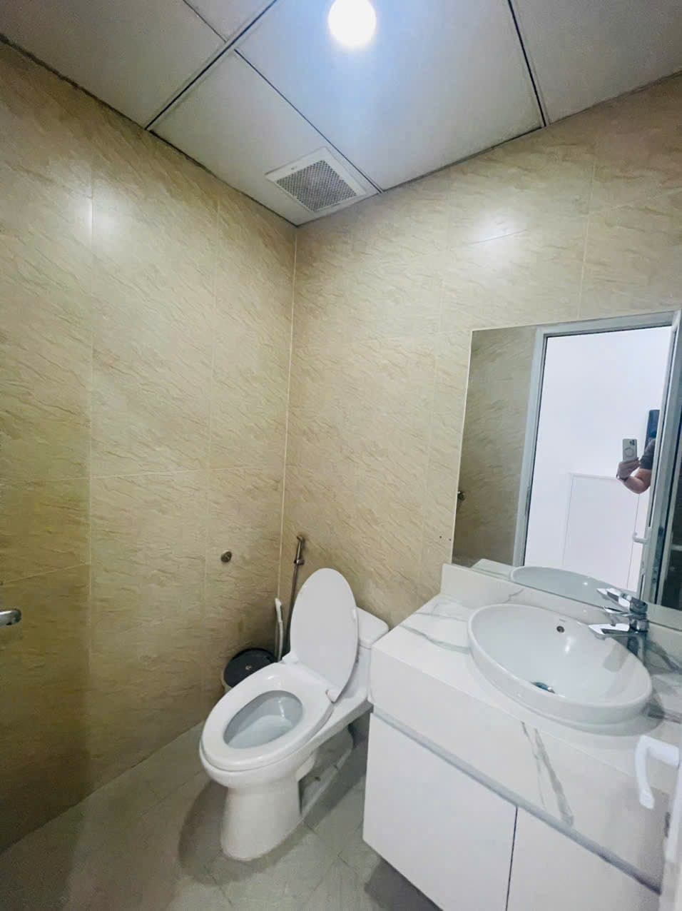 North · Hon Chong 10 photo