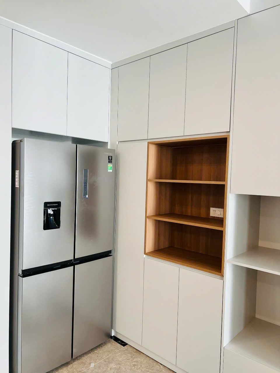 에메랄드 아파트 2침실 81.5㎡ 월세 사진 6 |  |